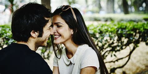 romantische gebaren voor hem|31 kleine romantische gebaren waarmee je punten scoort bij je lover